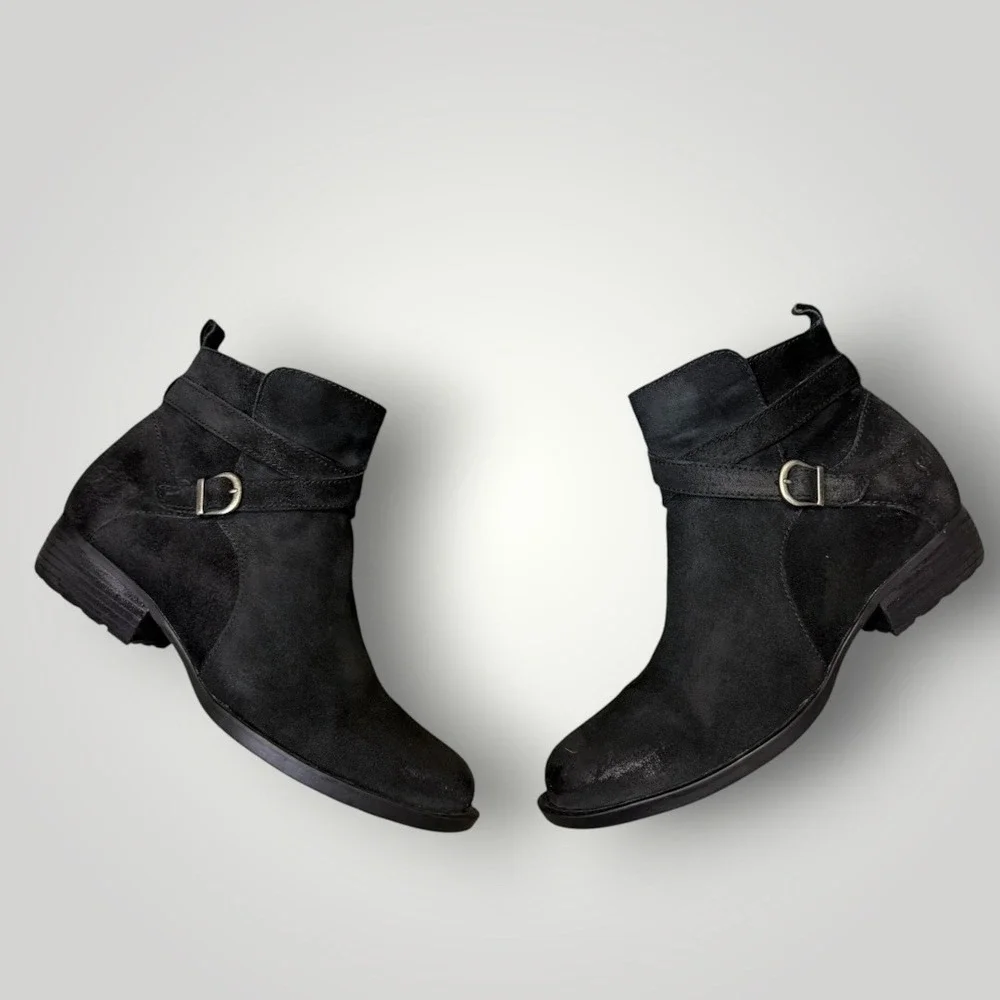 Born Kerri Black Distressed Suede Ankle Boots Moto Buckle Zip BR0011909 Womens 9